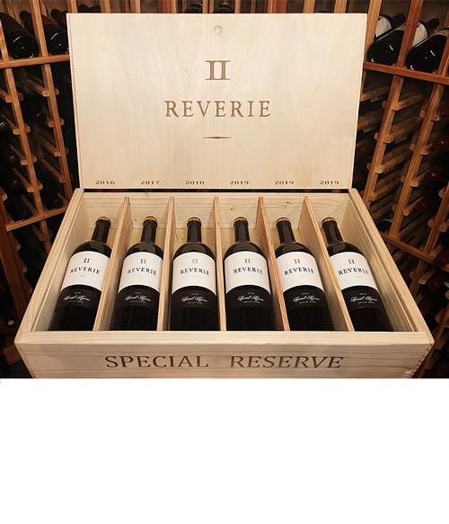 Collector's Special Reserve Vertical